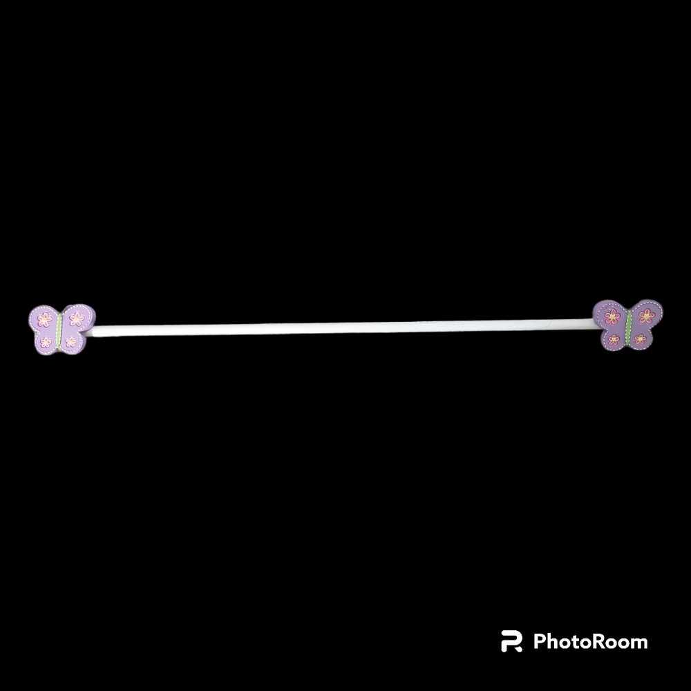 Butterfly curtain rod